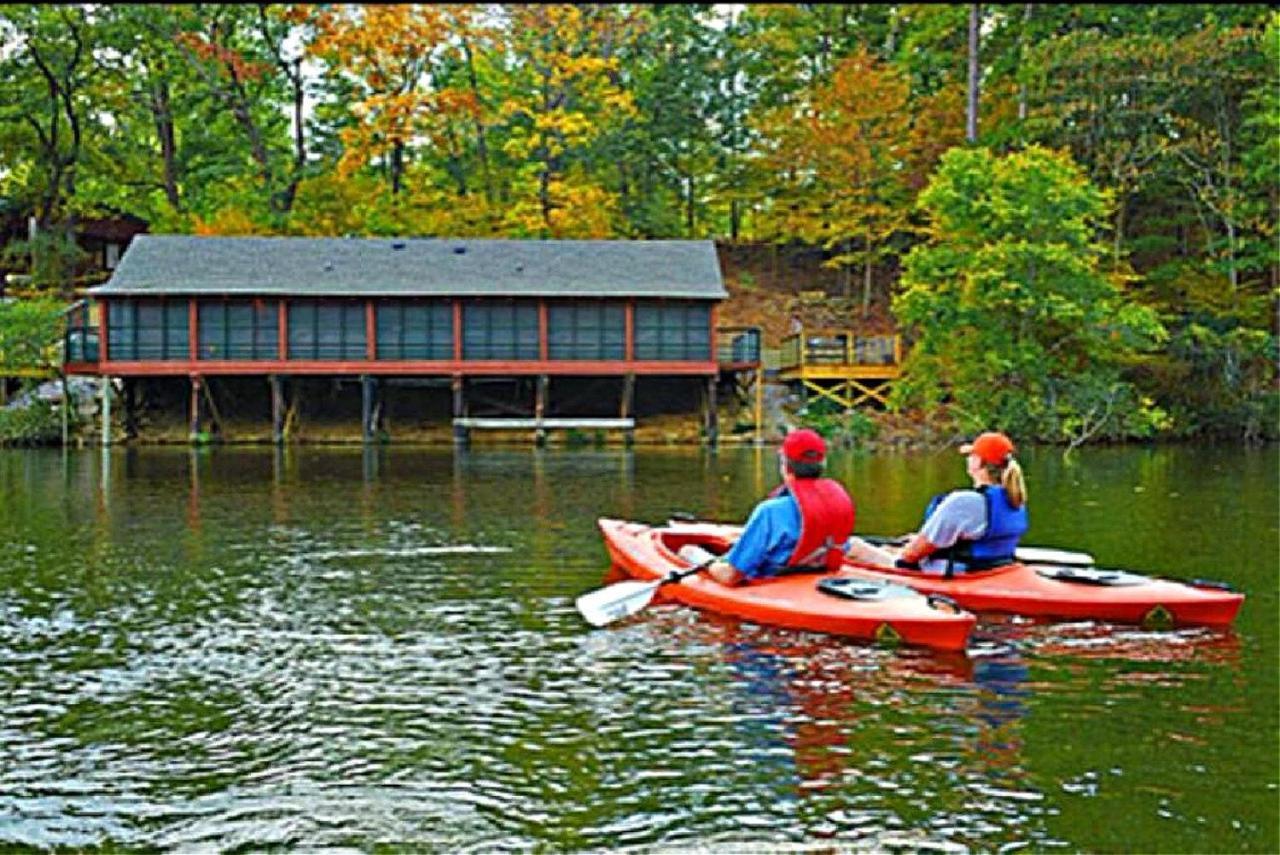 Resort Home On Half A Wooded Acres Sleeps Up To 14 Firepit For Smores Hot Springs Exterior photo